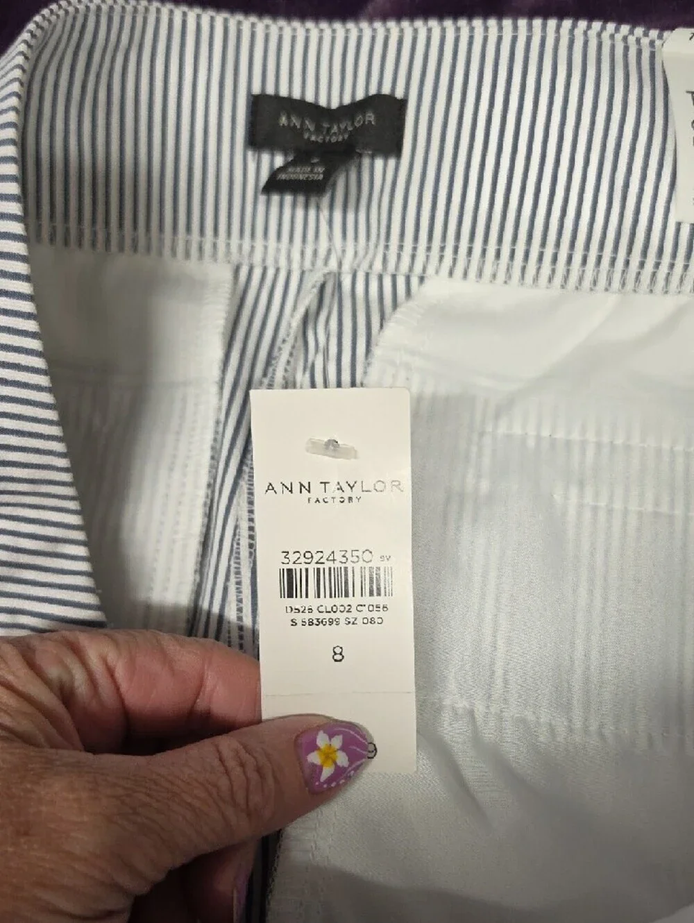 Ann Taylor Factory Gray & White Ankle Crop Pants sz 8